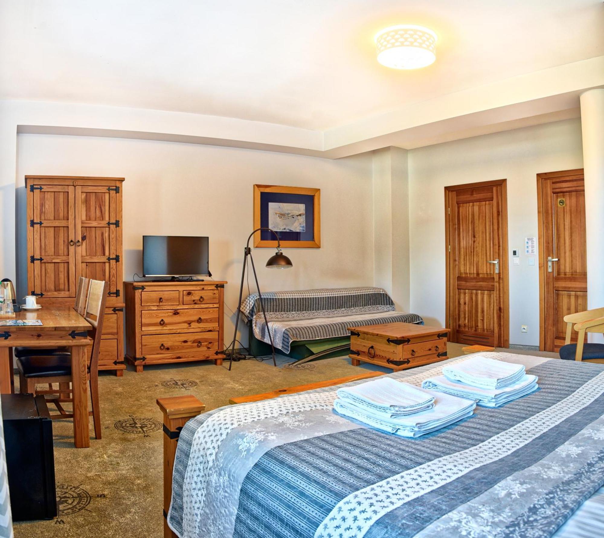 Hotel Joseph Conrad Spa & Wellness Pisz Ngoại thất bức ảnh